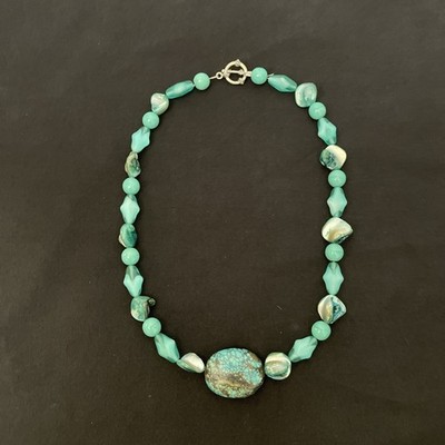 Turquoise Colored Beaded Necklace 18'' Silver Toned Toggle Clasp Boho Beachy