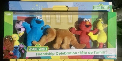 New! Sesame Street - Friendship Celebration Mini Plush Celebration Pack