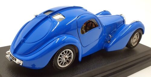 Burago 1/24 Scale Diecast 0503 - Bugatti Atlantic 1936 - Blue - Picture 2 of 5
