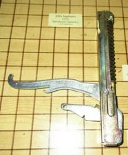 Thermador 30" Oven Door Hinge 369989, 14-38-045-05, 35-00-924, 486919