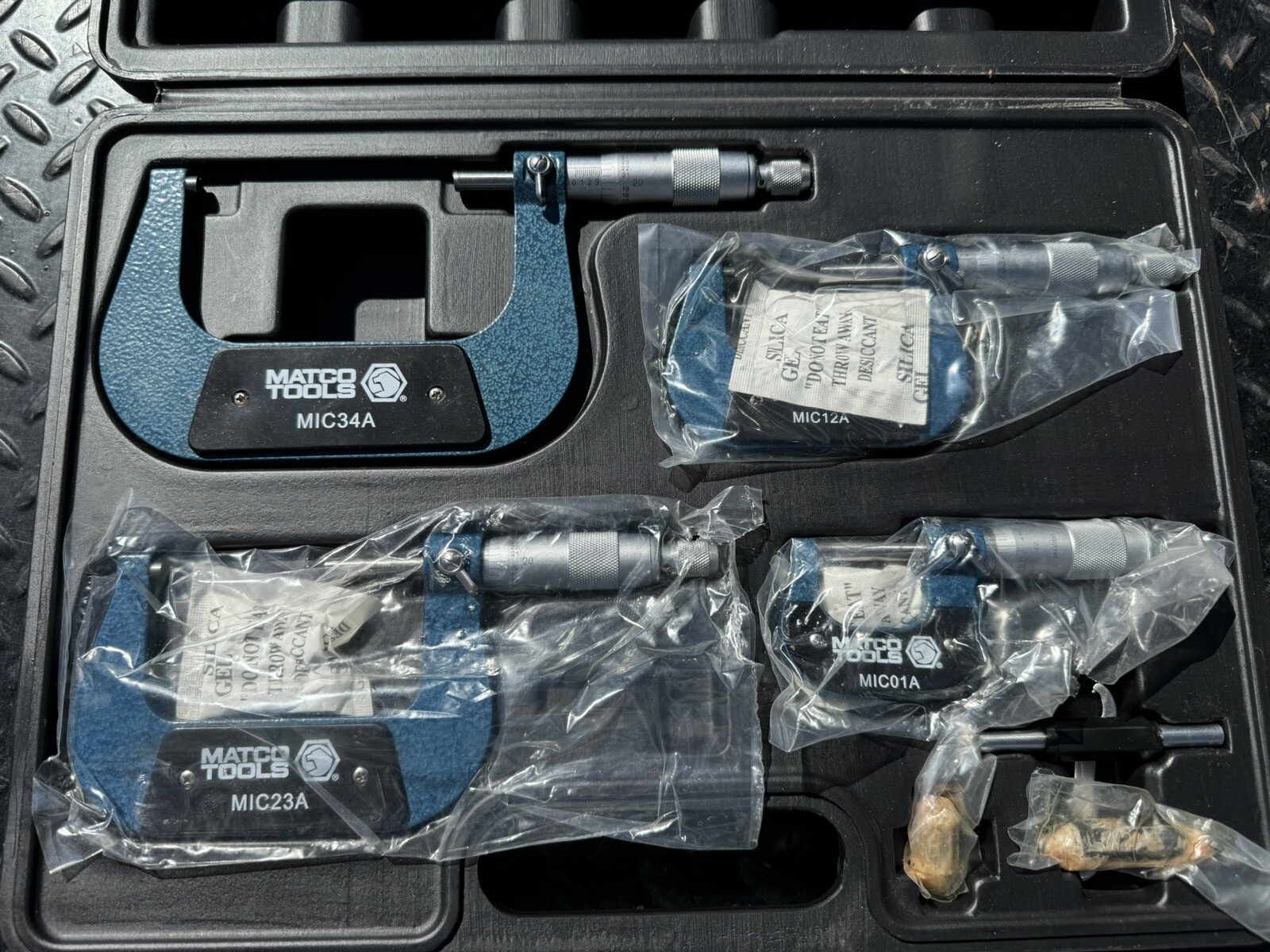 Matco Tools 4 Piece  Outside Micrometer Set. MIC34, MIC12, MIC23, MIC01