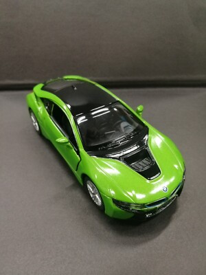 BMW i8 Grün Kinsmart Spielzeug Modell 1/36 Skala-Modelle Auto Geschenk Offen