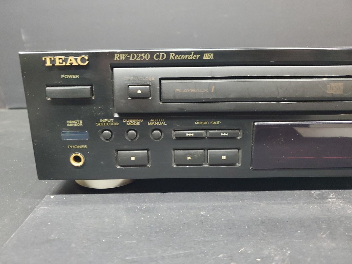 リキ　CDレコーダー　TEAC　RW-D250 TEAC RW-D250 Double Deck CD player/Recorder Double Speed