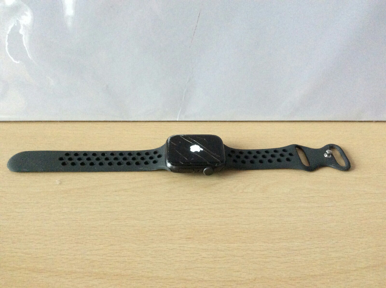 Apple Watch SE 44mm Black (+Strap+Charging Station+Magnetic Charger)-image