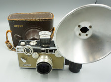 Argus C3 'Brick' Camera Tan Cintar 50mm f/3.5 Case Flash 255