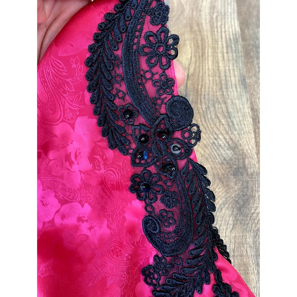 Vestido de renda vintage Victoria's Secret Gold Label rosa com preto M - Imagem 4 de 4