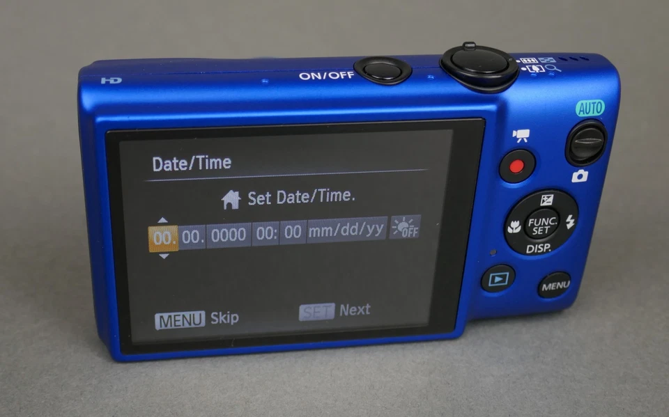 Mint Vintage 2013 Canon PowerShot Elph 115 IS 8X Optical Zoom Gem Blue Camera - Image 2 of 4