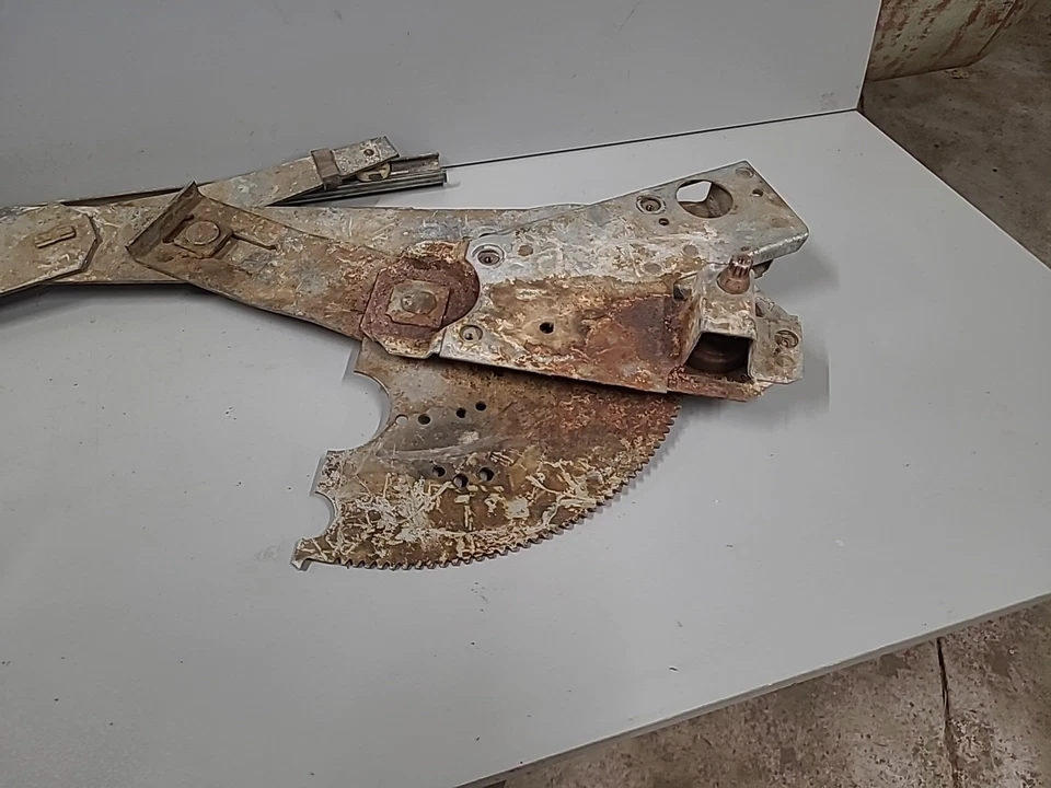 Controlador ventana delantera izquierda Plymouth Cuda Driver 1970-74 probado Foto 2 de 4