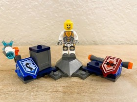 LEGO Nexo Knights: Ultimate Lance (70337) - 100% Complete