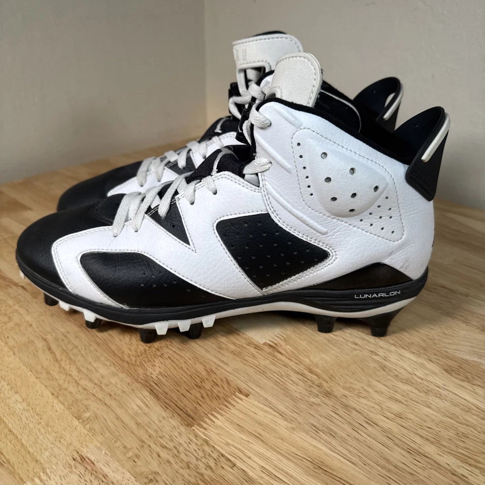 Chuteiras de futebol masculinas retrô Air Jordan 6 Oreo preto/branco tamanho 10.5 (645419-110) - Imagem 4 de 4