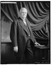 Photo:NYE, FRANK M. HONORABLE