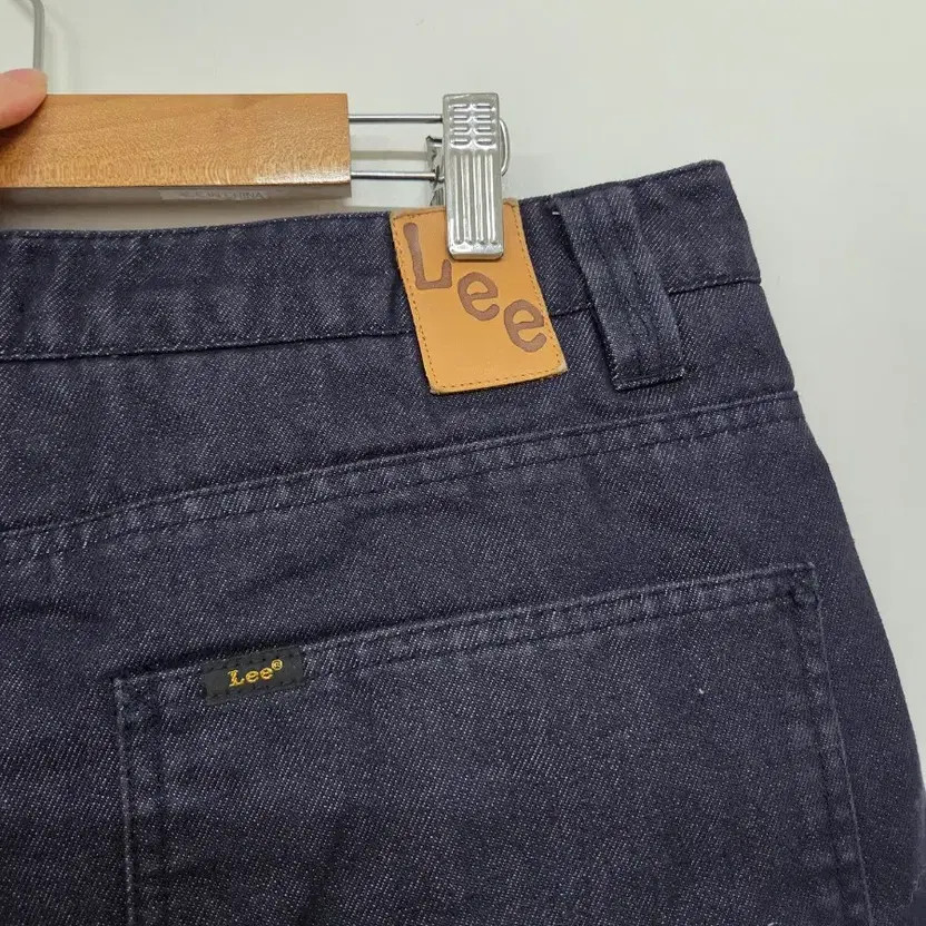 Lee Padded Denim Jeans, Size 34, Excellent Condition thumbnail 5