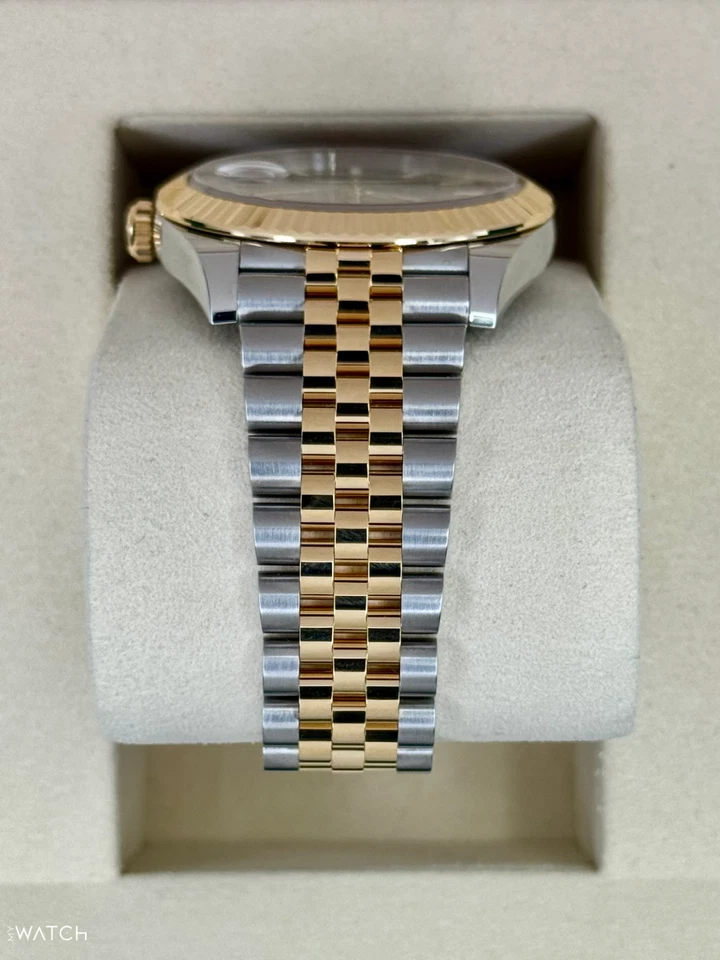 NUEVO 2025 Rolex Datejust 41 mm 126333 esfera negra Jubilee bicolor Foto 4 de 4