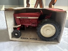 VINTAGE ERTL NEW IH INTERNATIONAL HARVESTER 1/32 TRACTOR #405 NIB USA MADE TOY