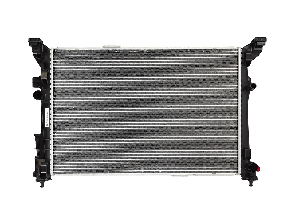 New Radiator For 2014-2019 Mercedes-Benz GLA250 CLA250 2.0LW/ TURBO (13432) Foto 2 de 4