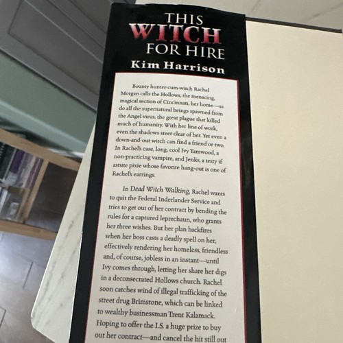 Kim Harrison This Witch is for Hire Book Club 2 Book Omnibus Edition 2006 - Picture 2 of 2