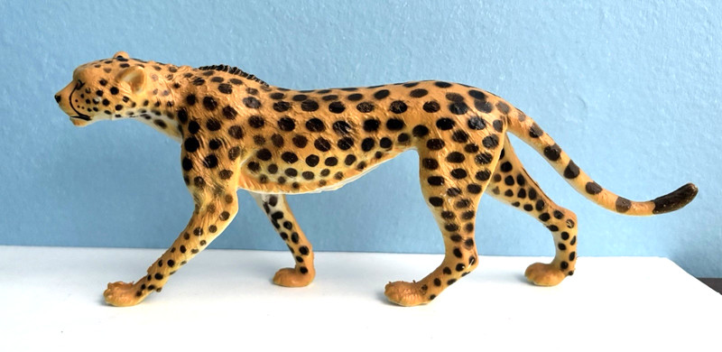 FREE SHIP 8" Vintge Cheetah 1990s Gently used AAA brand 