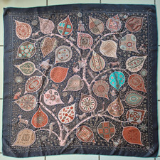 Carré Hermès L'arbre de vie. Par Christine Henry