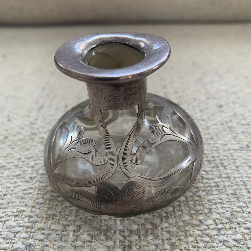 Art Nouveau Floral Sterling Silver Overlay Glass Perfume Scent Bottle no lid