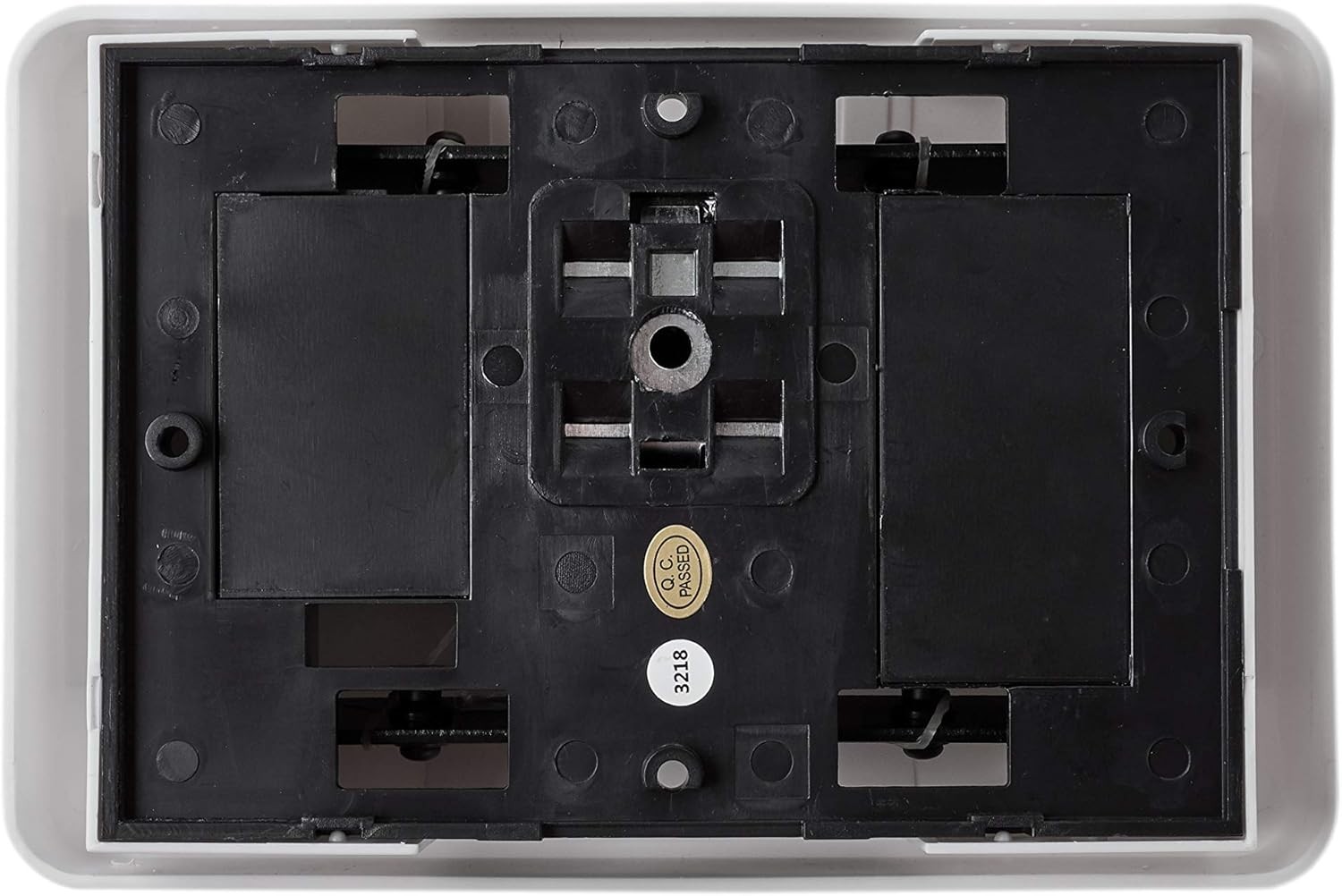 Stylish Door Chime in White - Features Two Classic Sounds for Visitors