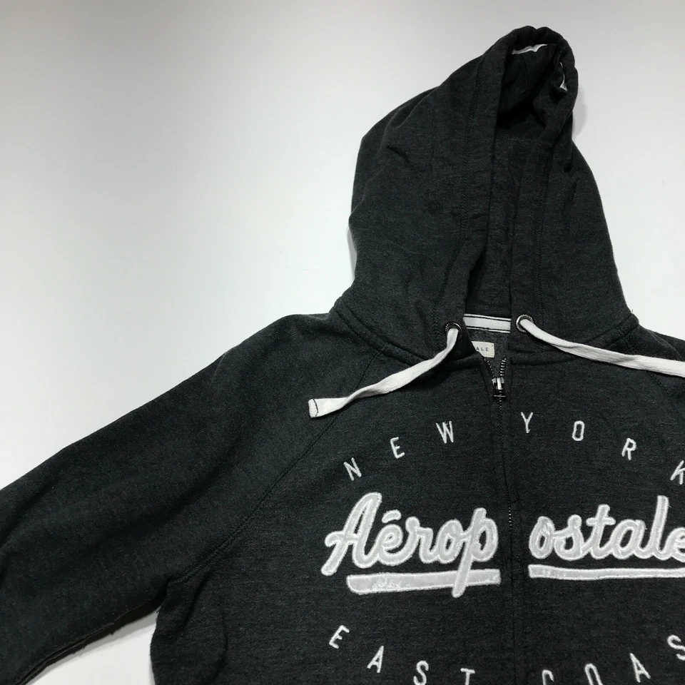 Chaqueta Aeropostale Niñas Talla Grande Gris Apliques Bordados Cremallera Completa Sudadera con Capucha  Foto 2 de 4