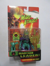1996 Trendmasters Mars Attacks Martain Leader with firing