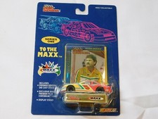 Nascar 5 Terry Labonte Champions 07700 Series One To the Maxx car card stand