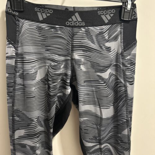 ADIDAS Boy's Aeroready Camo Print Techfit Tights Sz XL 18/20 - Picture 2 of 8