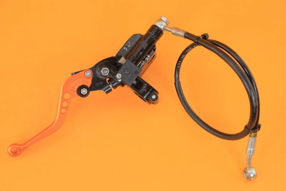 Conjunto de línea de palanca de cilindro maestro de freno delantero OEM 14-16 2015 KTM RC390 RC 390 Foto 2 de 4