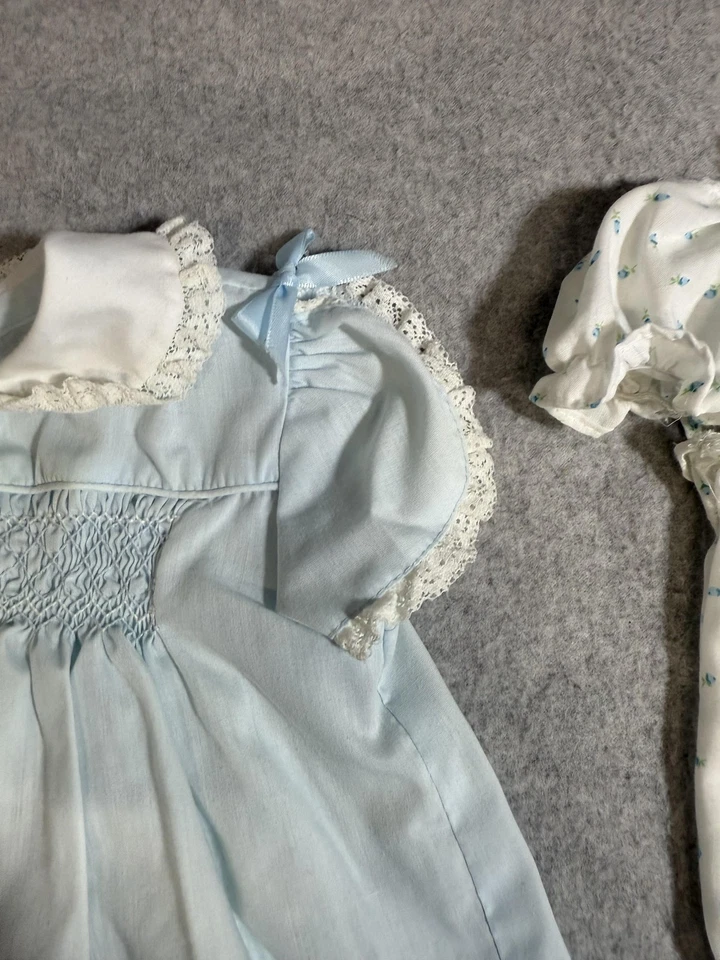 Lote de vestidos vintage Polly Flinders ajustados a mano niñas 18 meses azul blanco encaje Foto 4 de 4
