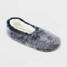 Auden size 5/7 Faux Fur Cozy Pull-On Slipper Socks with Grippers New with tags