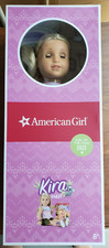 Bambola Kira Bailey American Girl GOTY 2021 nuova con scatola capelli biondi occhi verdi incontra vestito