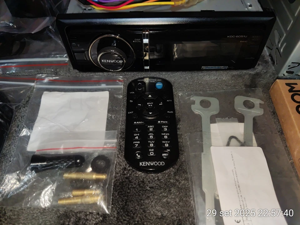 Autoradio Kenwood KDC6051U DSP 3PreOuts 4Volts CD/USB/AUX/MP3/WMA/AAC/BT.Adapter - Immagine 2 di 4