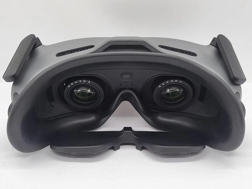 DJI Avata Pro-View Combo Drone with DJI Goggles 2 Motion Controller Case Battery - Image 3 of 4