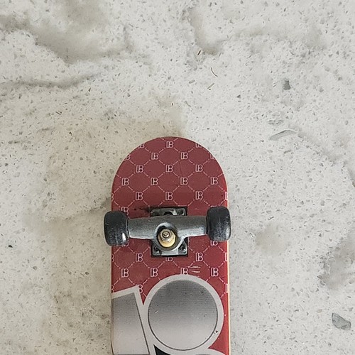 Tech Deck Ryan Sheckler Plan B Toy Fingerboard Classic Grip Skateboard - Picture 3 of 5
