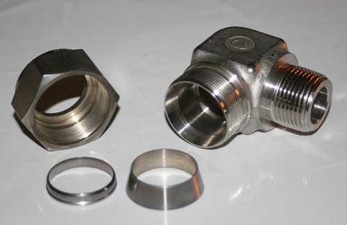 1" OD TUBE X 3/4" MNPT SS MALE ELBOW FITTING SWAGELOK / CRAWFORD SS-1610-2-12 - Picture 3 of 4