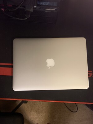 Apple MacBookAir 13  mid 2013 silver 