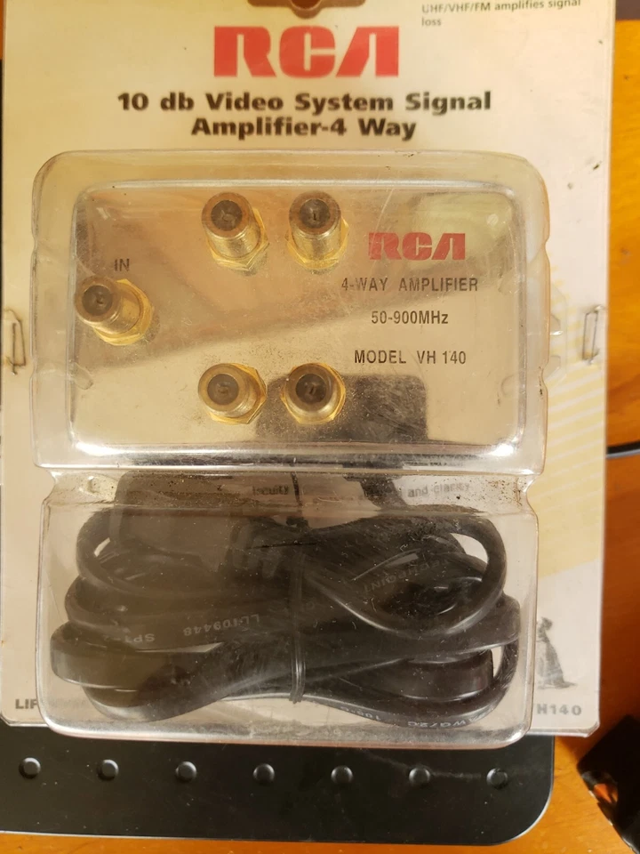RCA 10db Video System Signal Amplifier-4 Way. Open Box..never Opened Or Used. - Image 3 of 3