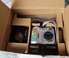 Nikon COOLPIX 3100 3.2MP Digital Camera-Silver in Original READ Description