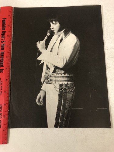 70er Jahre Elvis Presley Magazin Pinup Vintage Ephemera Elvis im Overall - Bild 2 von 2