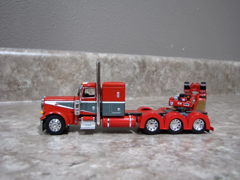 DCP 1/64 Hammett Excavation Red Tri-Axle Peterbilt 389 Lowboy Trailer 60-1971 - Image 4 of 4