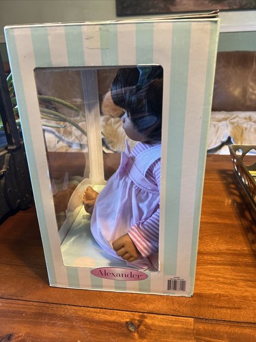 NEW Alexander Babies Doll #918262 MIB SEALED Madam Alexander/Reva Schick 2012 - Picture 7 of 7