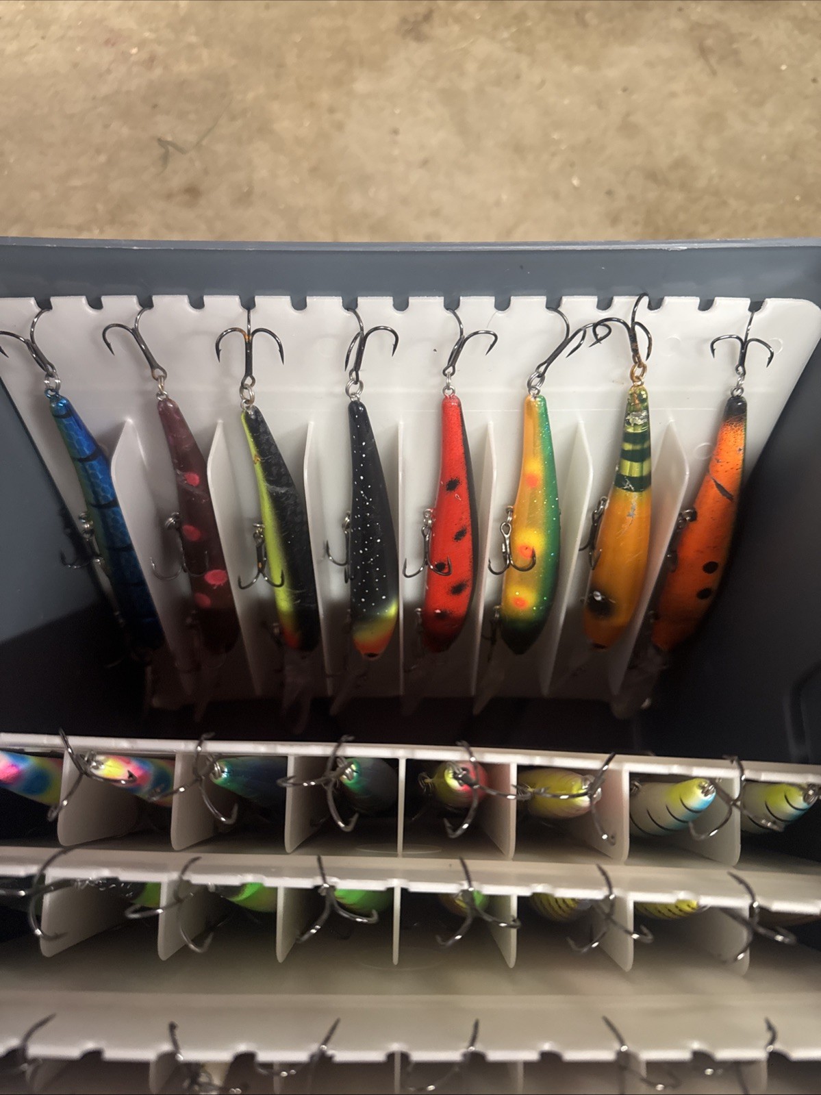 Lot of 120 Custom Painted Bandit Deep Walleye Fishing Lures W/ Special Mate Box - Image 20