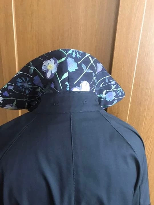 Gabardina para mujer Burberry Blue Label azul marino cuello floral manga cinta #EK ABA Foto 4 de 4