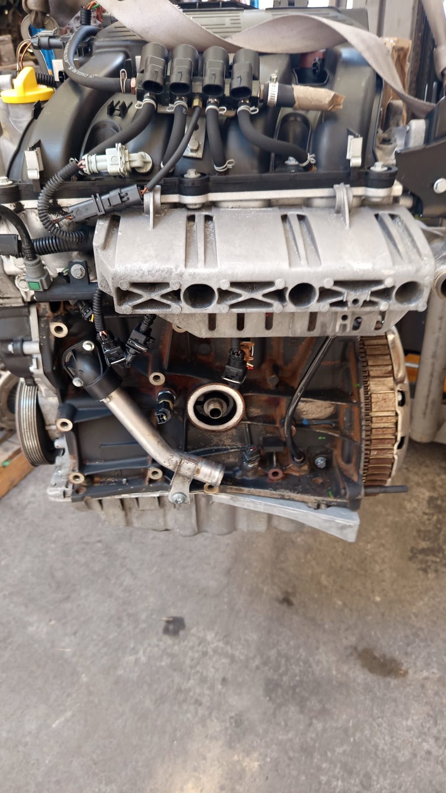 MOTORE RENAULT TRAFIC 2.0 16V CODICE F4RH8 KM 101000 ANNO 2006