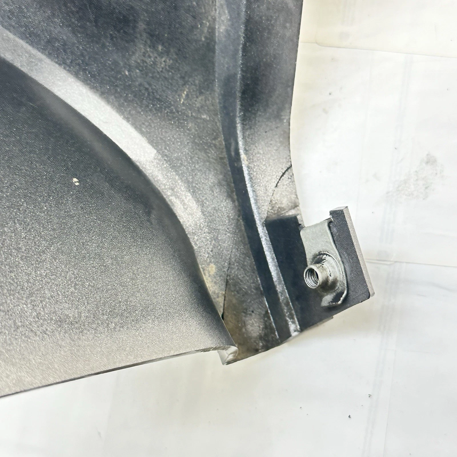 2012 CAN-AM SPYDER RT-S SE5 RIGHT SIDE FAIRING BODY LATERAL PANEL SILVER PLASTIC