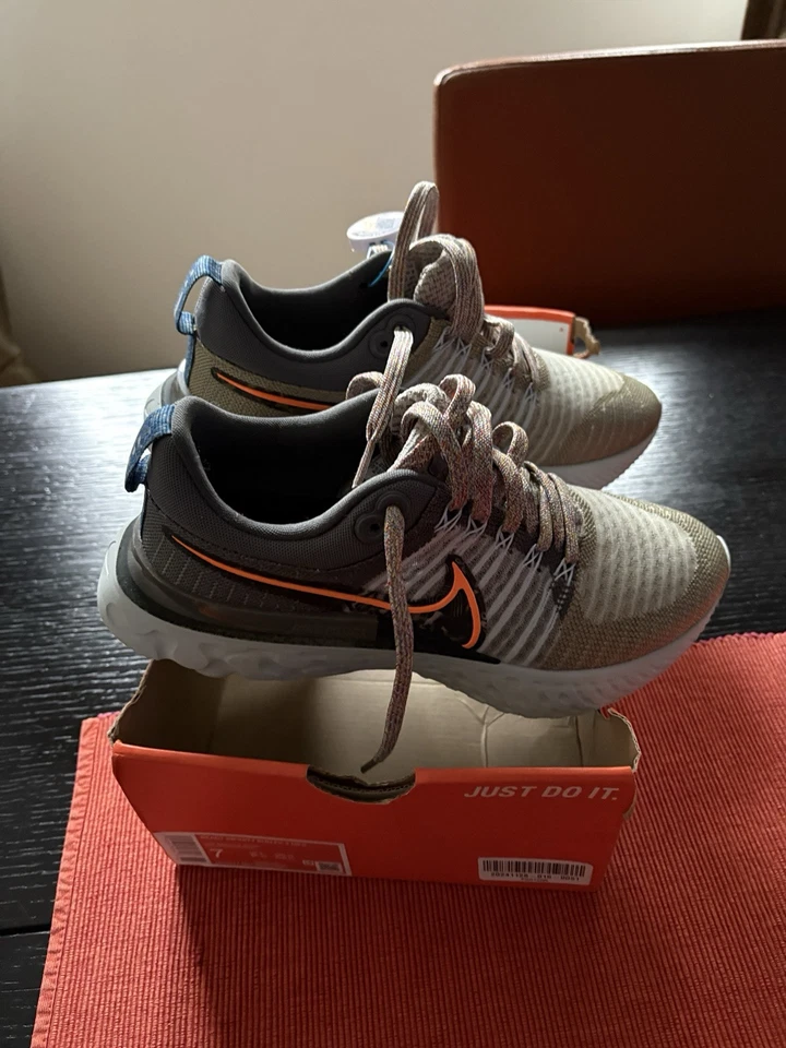 Nike React Infinity Run Flyknit 2 MFS UK 6 EUR 40 Light Bone Grey Orange New - Image 2 of 4