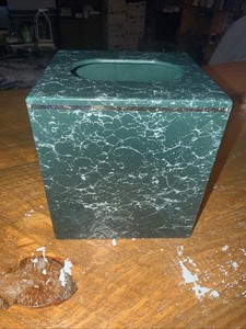 Vintage Plastic Kmart Evergreen Tissue Box Cover Gold Accent Bubble Finish Green
