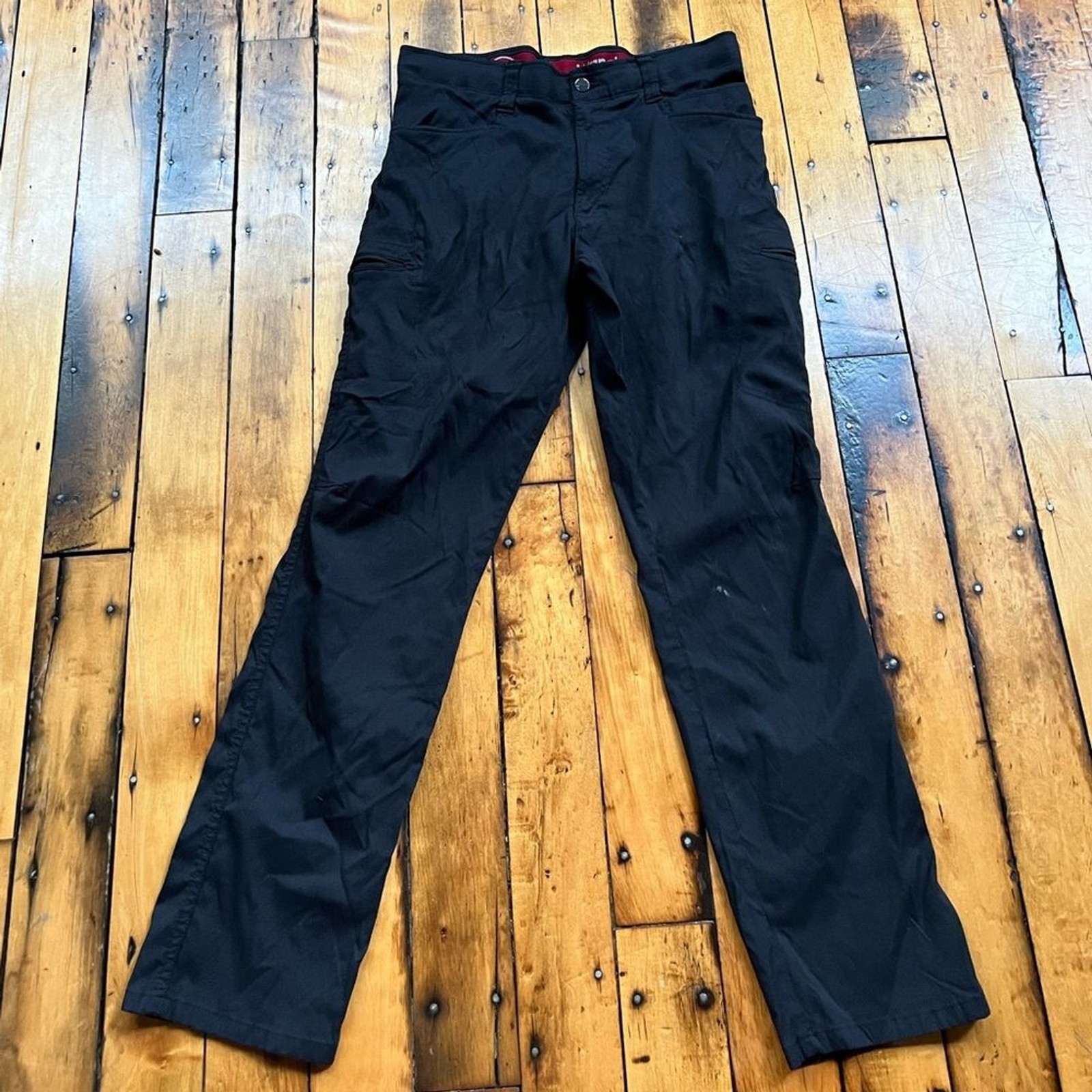 Wrangler ATG Men’s 32x32 Cargo Pants Black Hiking Stretch Utility Outdoors Flaw*