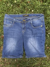 Vintage 90  s Y2K SouthPole Long Shorts Embellished Pockets Sz 11 Stretch